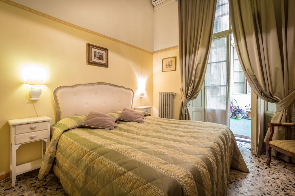 Pensión Tourist House Duomo 3*